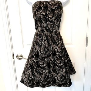 Strapless Fit and Flare Prom Homecoming Wedding Dress